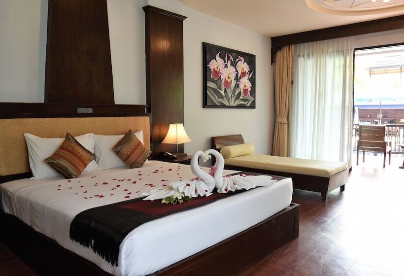 디럭스 룸, Ramada By Wyndham Aonang Krabi