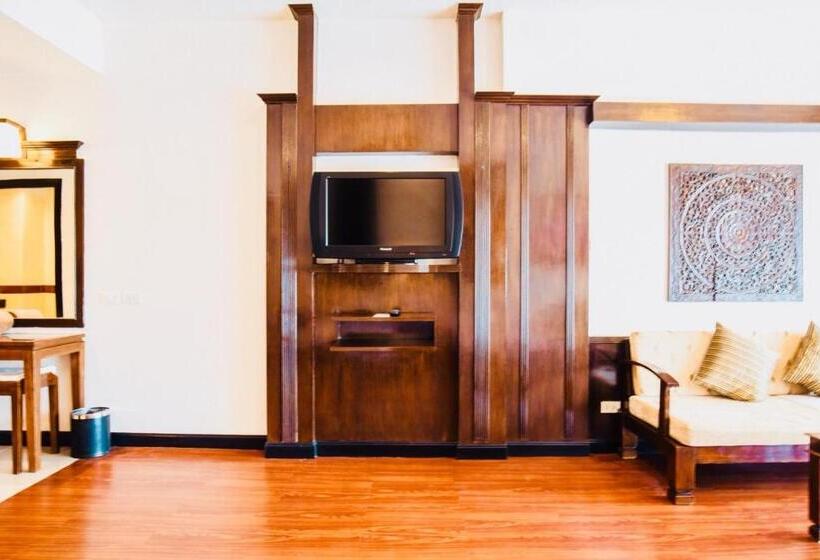 디럭스 룸, Ramada By Wyndham Aonang Krabi