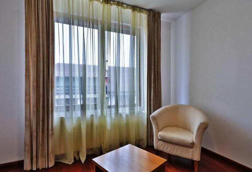 חדר דלוקס, Bellevue Residence Apartments