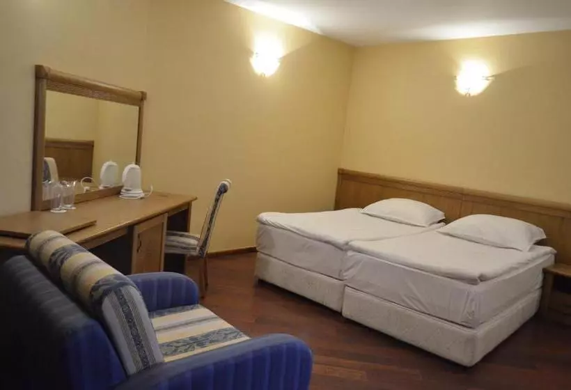استودیوی استاندارد, Bellevue Residence Apartments