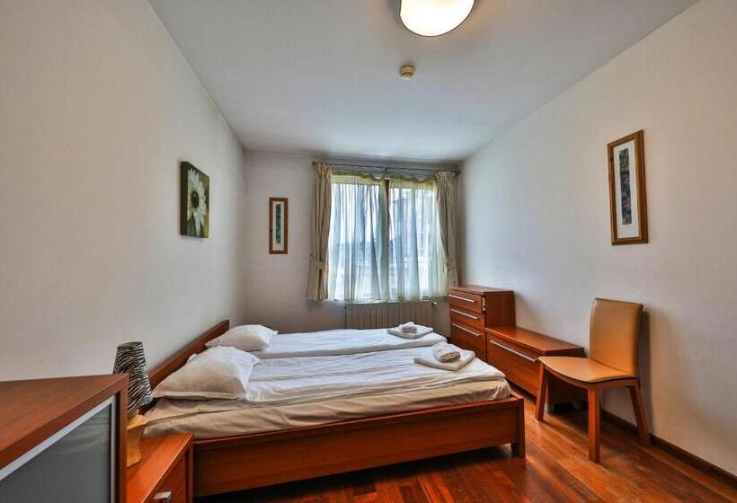 דירת שני חדרים, Bellevue Residence Apartments