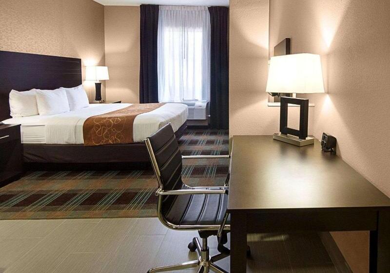 Люкс Кровать Кинг, Comfort Suites Houston West At Clay Road