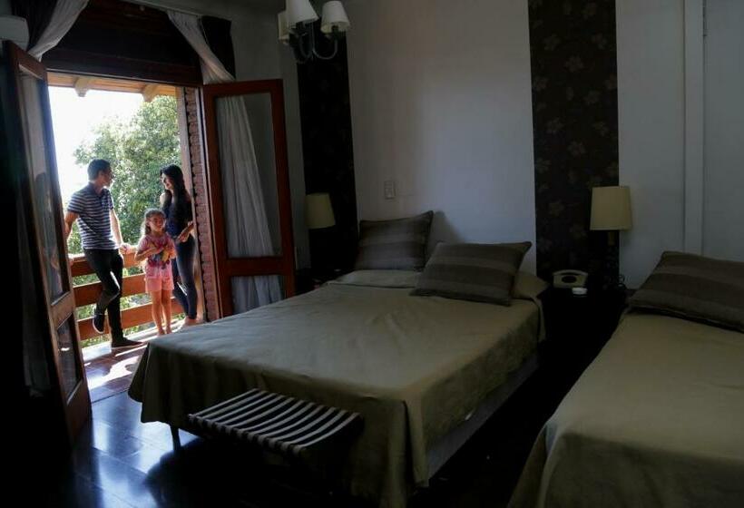 スタンダードトリプルルーム, Dos Venados