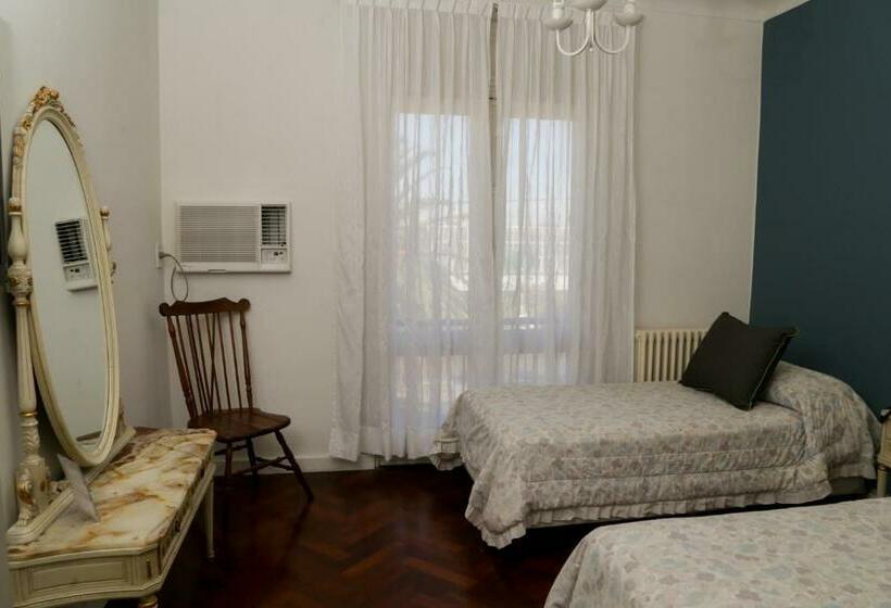 スタンダードルーム, Dos Venados