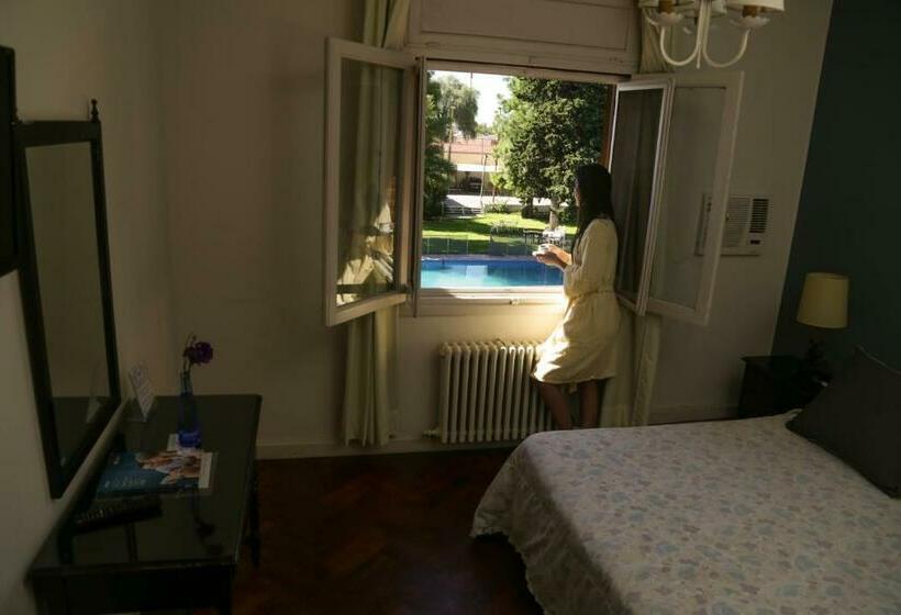 スタンダードルーム, Dos Venados