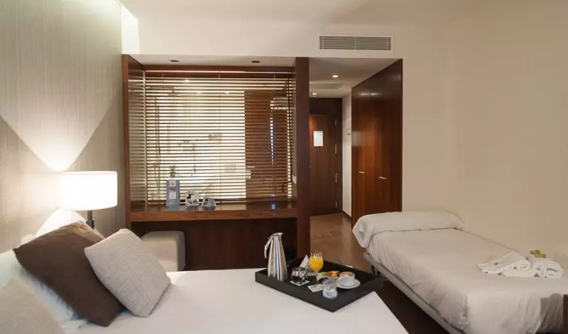 اتاق استاندارد سه نفره, Eurostars Mar De Vigo