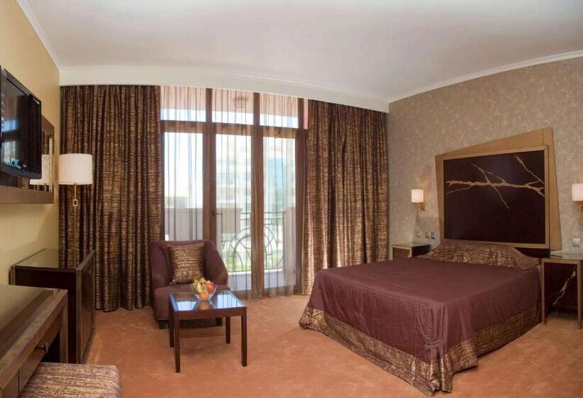 デラックスルーム, Festa Via Pontica