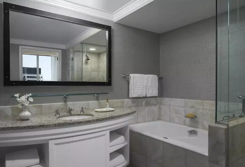 سوئیت پریمیوم, Four Seasons Hotel San Francisco