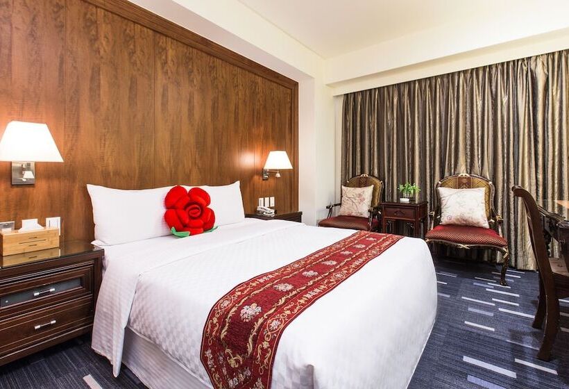 اتاق لوکس, Han She