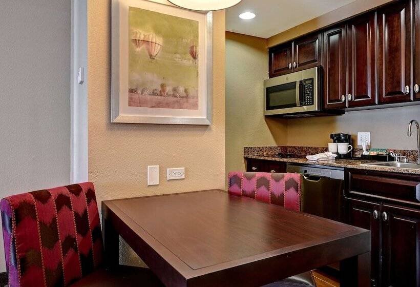 ２ベッドスイートルーム, Homewood Suites By Hilton Albuquerque Airport