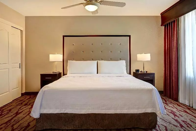 キングサイドベッドのスタンダードワンルーム, Homewood Suites By Hilton Albuquerque Airport