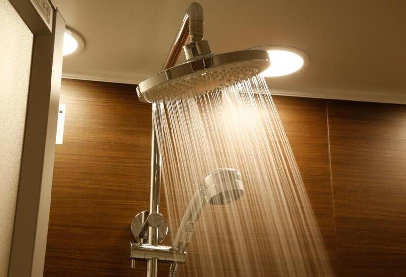 اتاق سوپریور چهار تخته, Honnoji