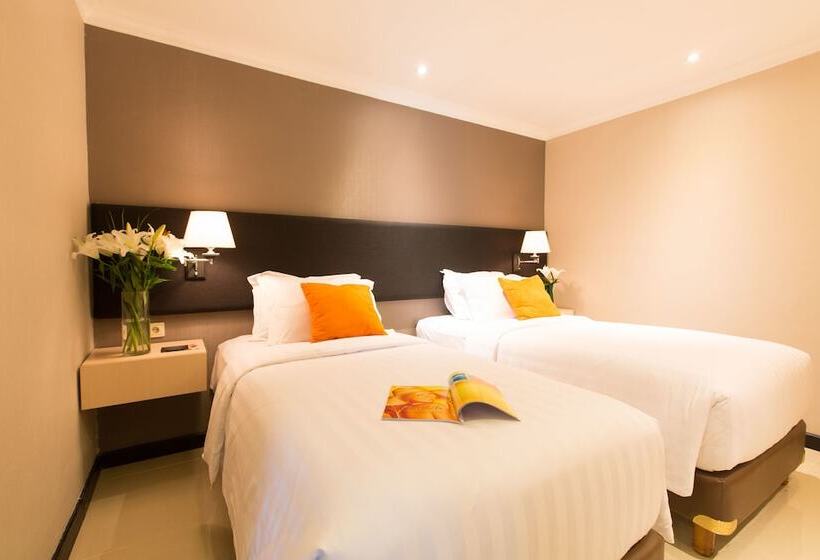Люкс Deluxe 2 Спальни, Kristal Hotel Jakarta