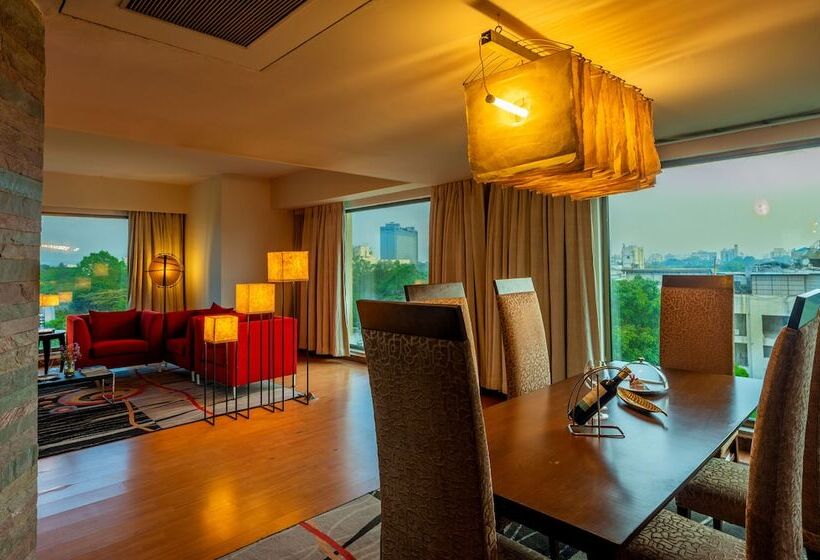 总统套房, O Hotel Pune