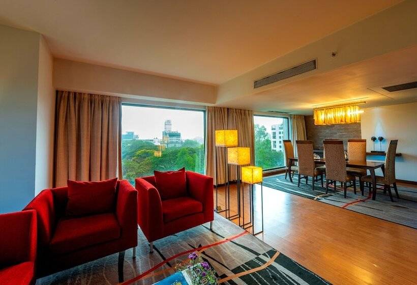 总统套房, O Hotel Pune