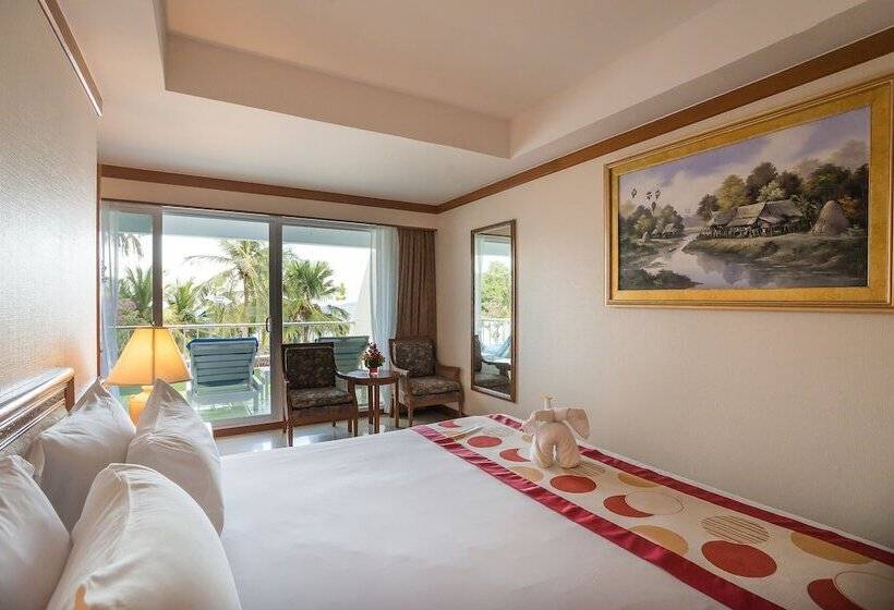 Люкс Семейный 2 Спальни, Royal Cliff Beach Terrace Pattaya