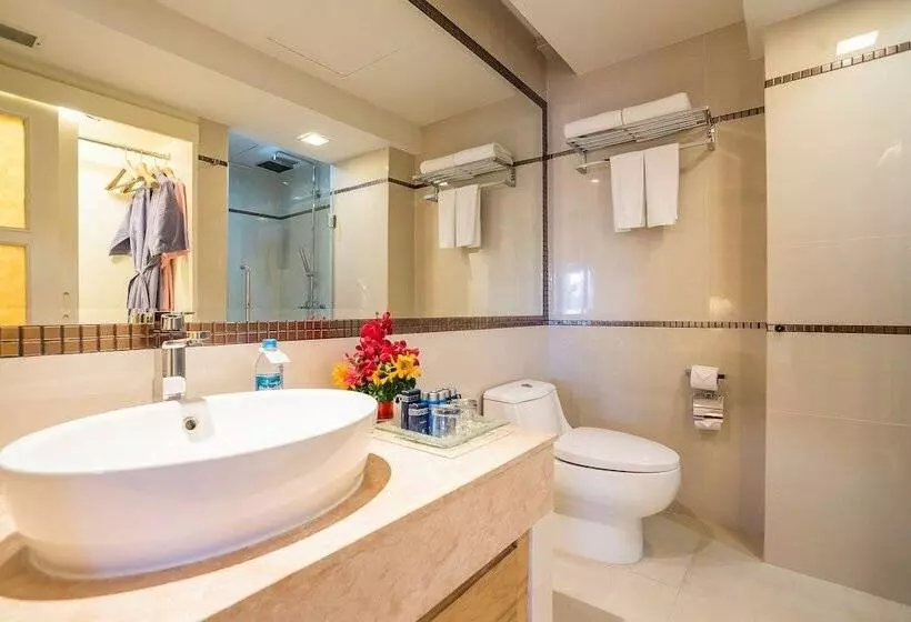 سوئیت خانواده 2 خوابه, Royal Cliff Beach Terrace Pattaya