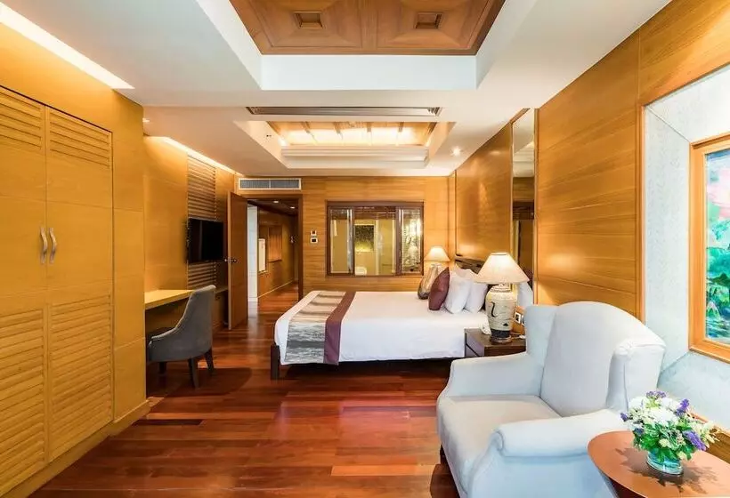 سوئیت خانواده 2 خوابه, Royal Cliff Beach Terrace Pattaya