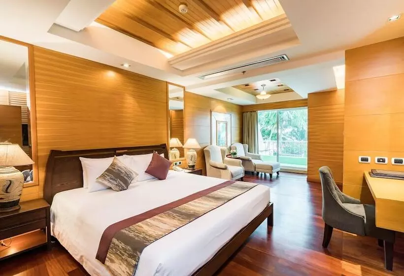 سوئیت خانواده 2 خوابه, Royal Cliff Beach Terrace Pattaya