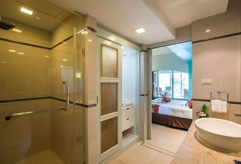 سوئیت خانواده 2 خوابه, Royal Cliff Beach Terrace Pattaya