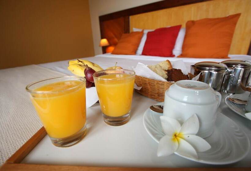 جناح, Uni Boutique Hotel & Spa