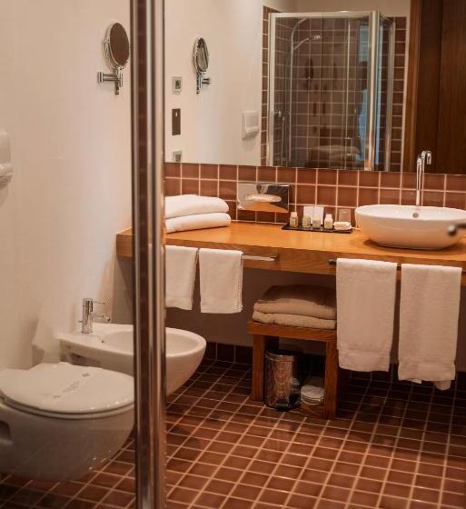 חדר אקזקיוטיב, Lanthia Resort