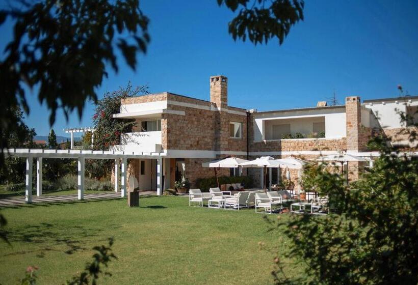 סוויטה, Lanthia Resort