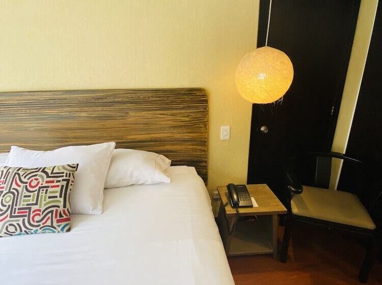 スタンダードルーム, Retiro 84 By Mij