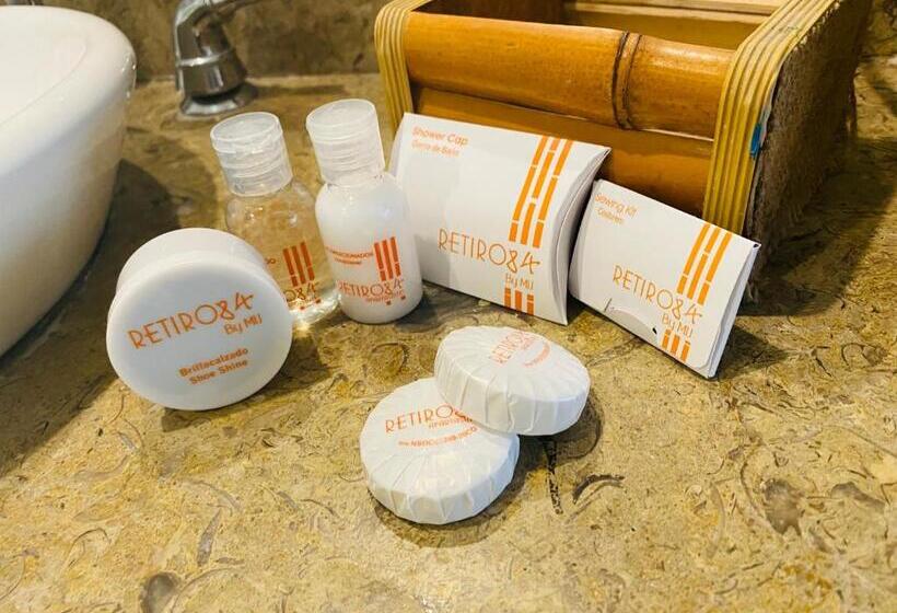 スタンダードルーム, Retiro 84 By Mij