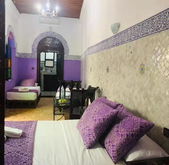 اتاق خانوادگی, Riad Zahraa Al Ismailia