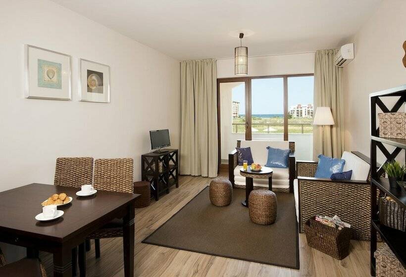 דירת 2 חדרי שינה בצד עם נוף לים, Sunrise All Suites Resort All Inclusive