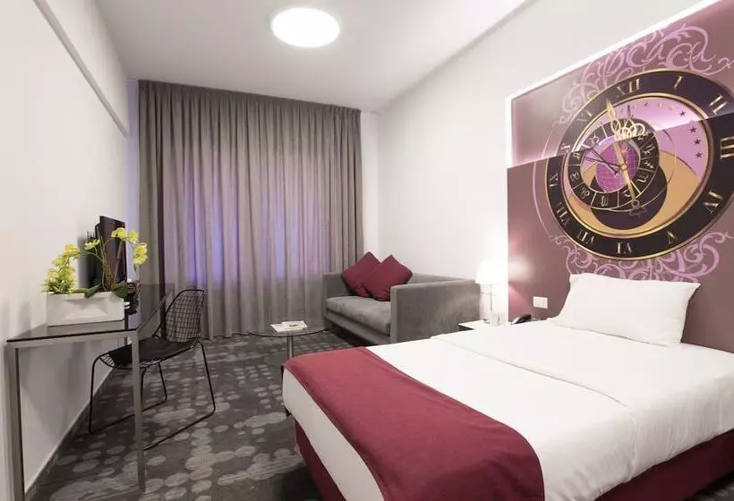 اتاق لوکس, 35 Rooms