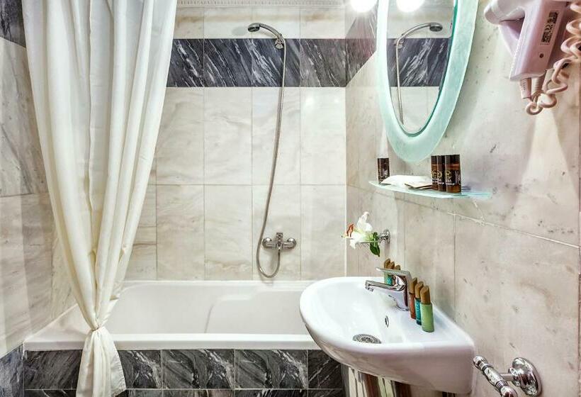 غرفة قياسية سرير كينج, Imperial Palace Classical Hotel Thessaloniki