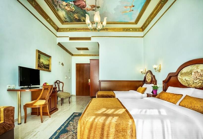 غرفة كومفورت ثلاثية, Imperial Palace Classical Hotel Thessaloniki