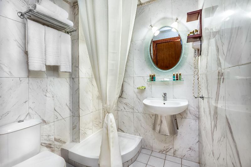 غرفة عائلية, Imperial Palace Classical Hotel Thessaloniki