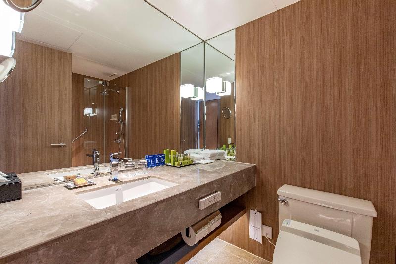 غرفة قياسية ثلاثية, Imperial Palace Classical Hotel Thessaloniki