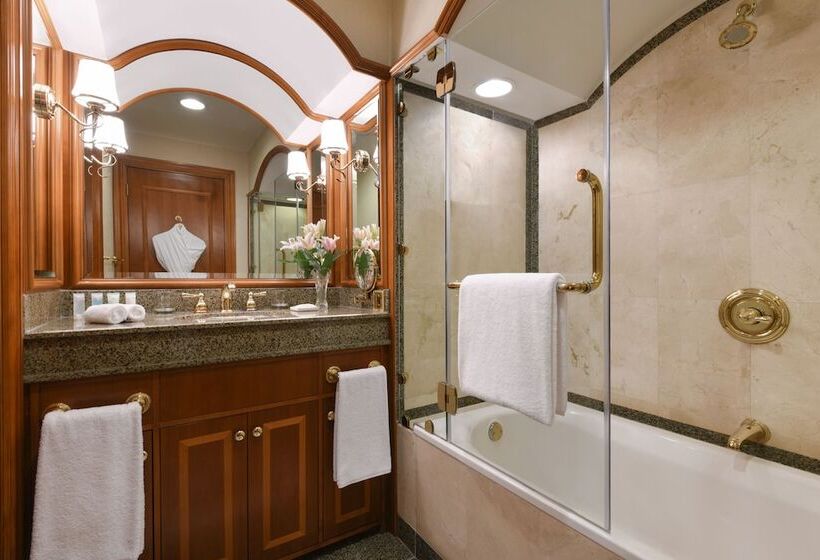 اتاق لوکس, Al Aziziyah Boutique Hotel By The Torch