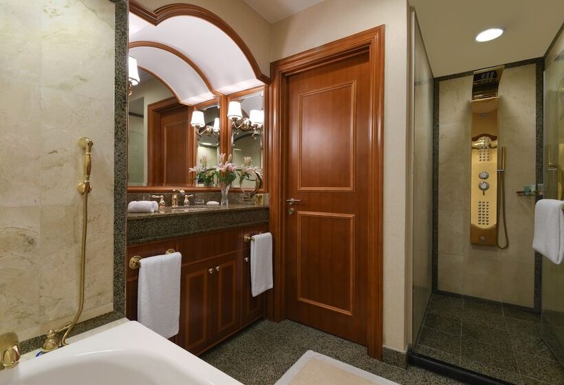 سوییت جونیور, Al Aziziyah Boutique Hotel By The Torch