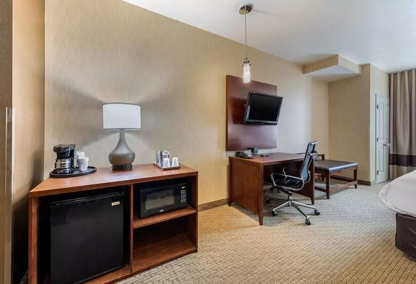 スイート, Comfort Suites Near City Of Industry Los Angeles