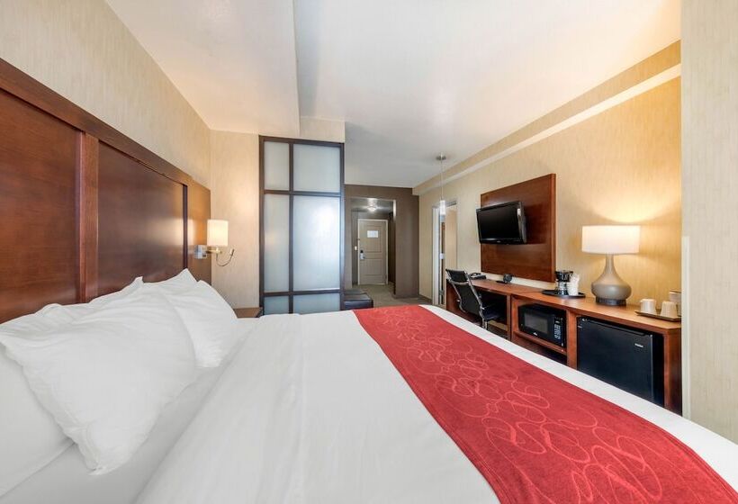Люкс, Comfort Suites Near City Of Industry  Los Angeles