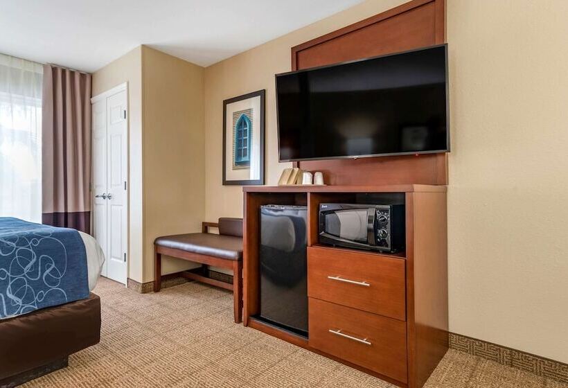 Люкс, Comfort Suites Niceville Near Eglin Air Force Base