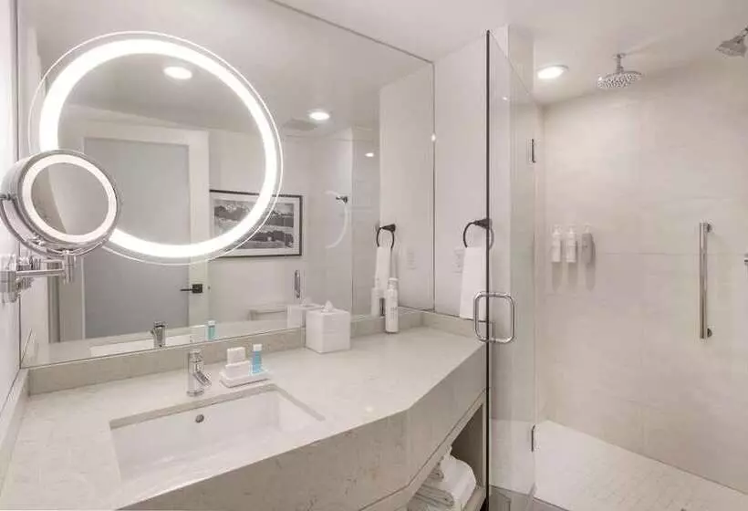 スイート, Embassy Suites By Hilton Raleigh Durham Airport Brier Creek