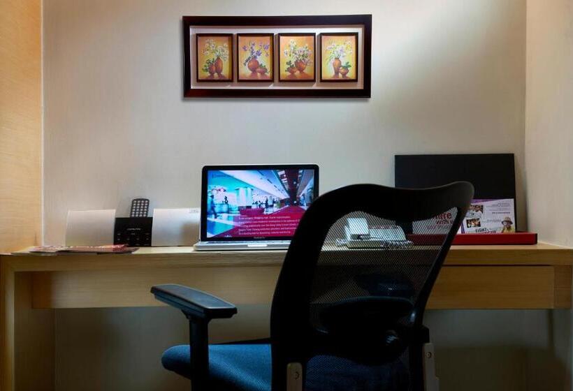 プレミアムルーム, Empire Hotel Subang