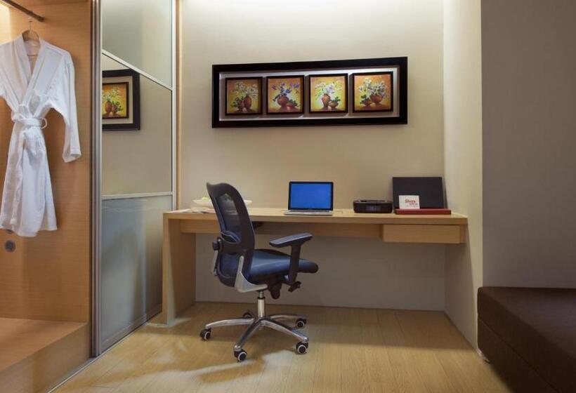 プレミアムルーム, Empire Hotel Subang