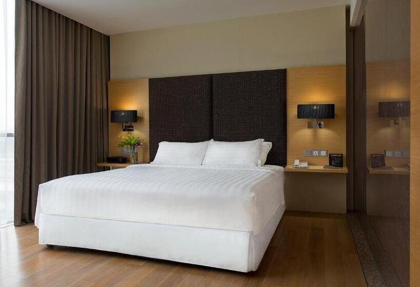 Номер Премиум, Empire Hotel Subang