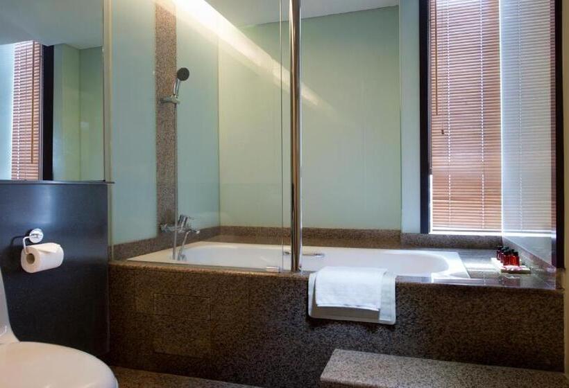 ファミリールーム, Empire Hotel Subang