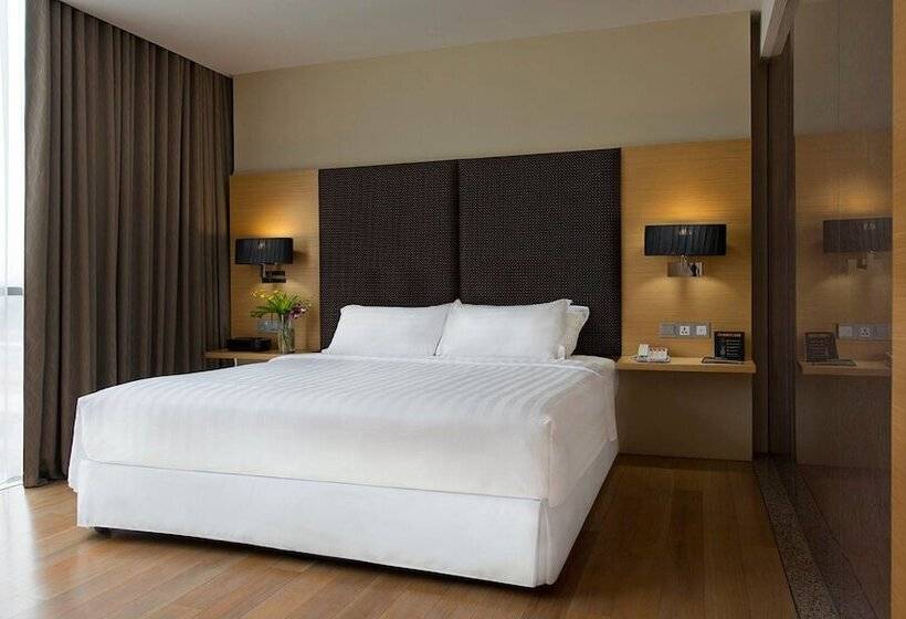 Номер Премиум, Empire Hotel Subang