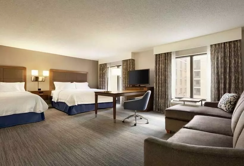 スタンダードスタジオ, Hampton Inn & Suites Nashville Downtown