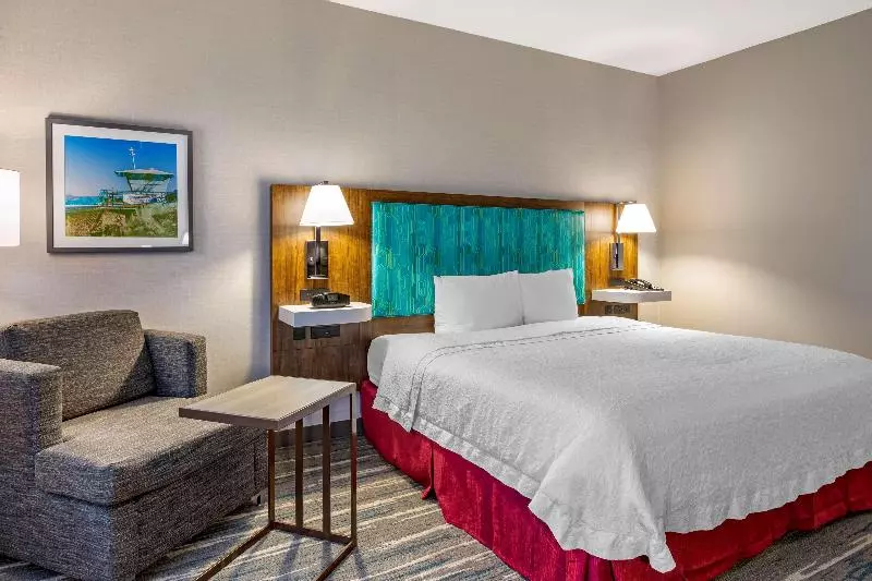 اتاق استاندارد با تخت بزرگ, Hampton Inn Carlsbad North San Diego County