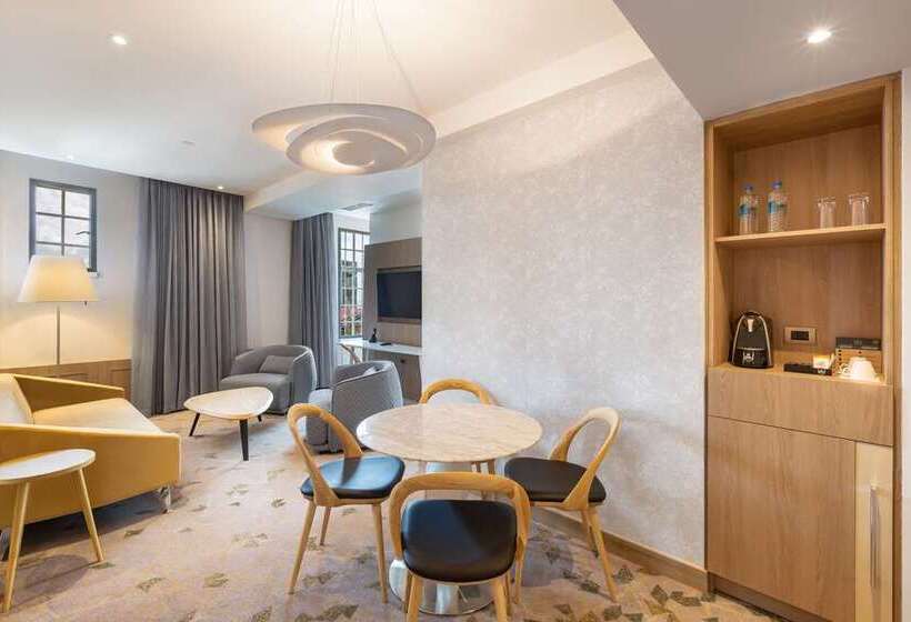 스위트 킹사이즈 침대, Hilton Dallas/southlake Town Square